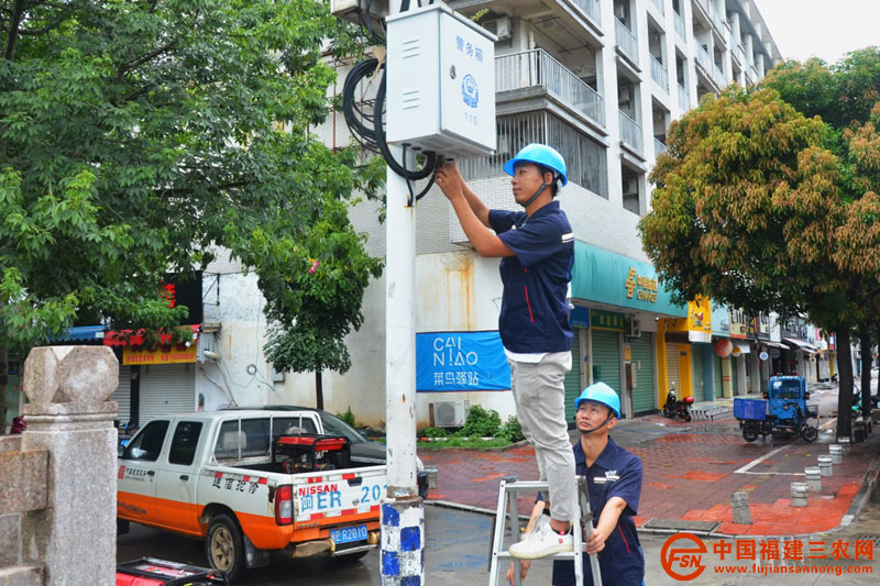 福建:中國電信頂風冒雨迎戰&ldquo;盧碧&rdquo;